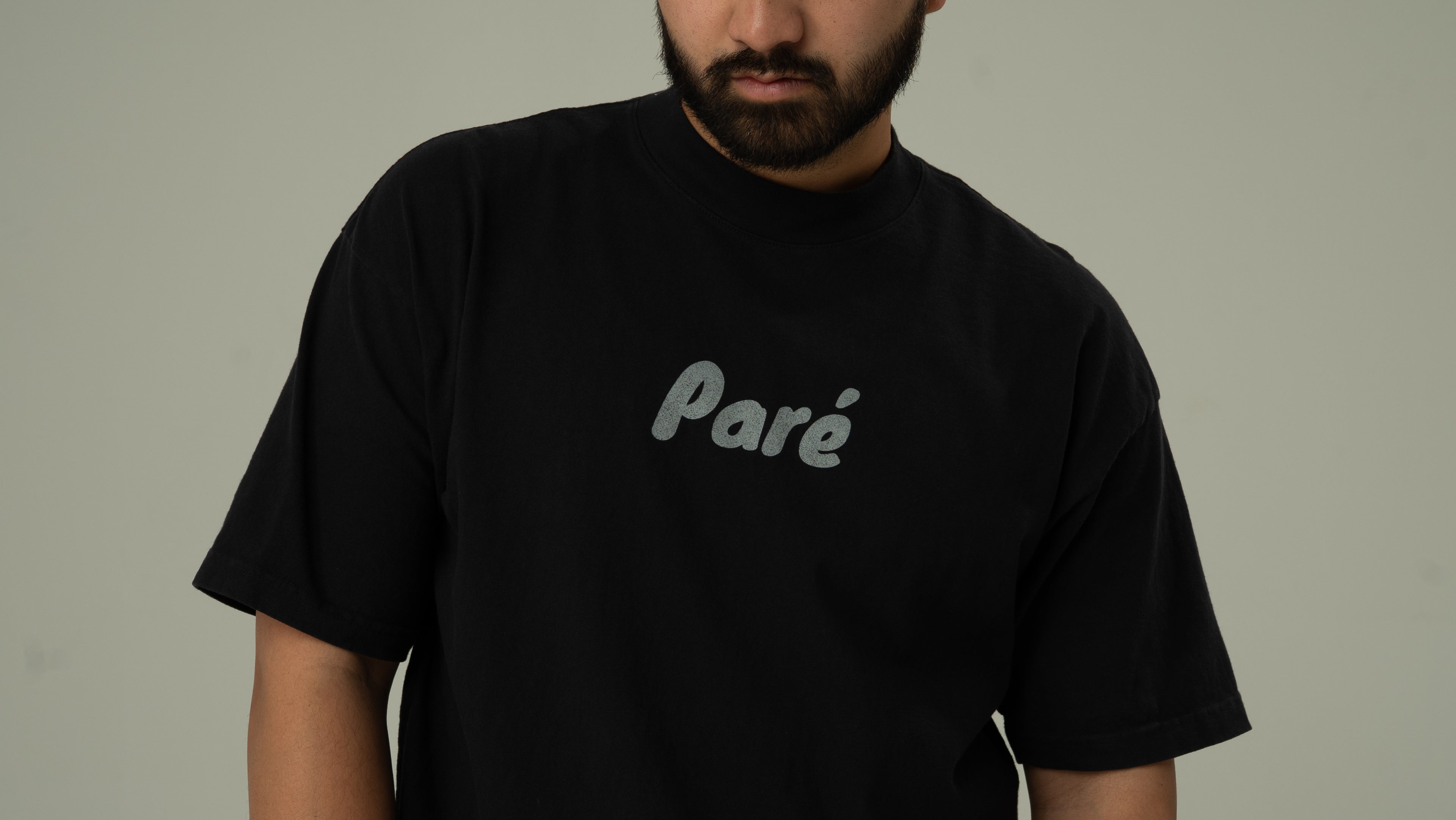 Paré "First Font" T-Shirt