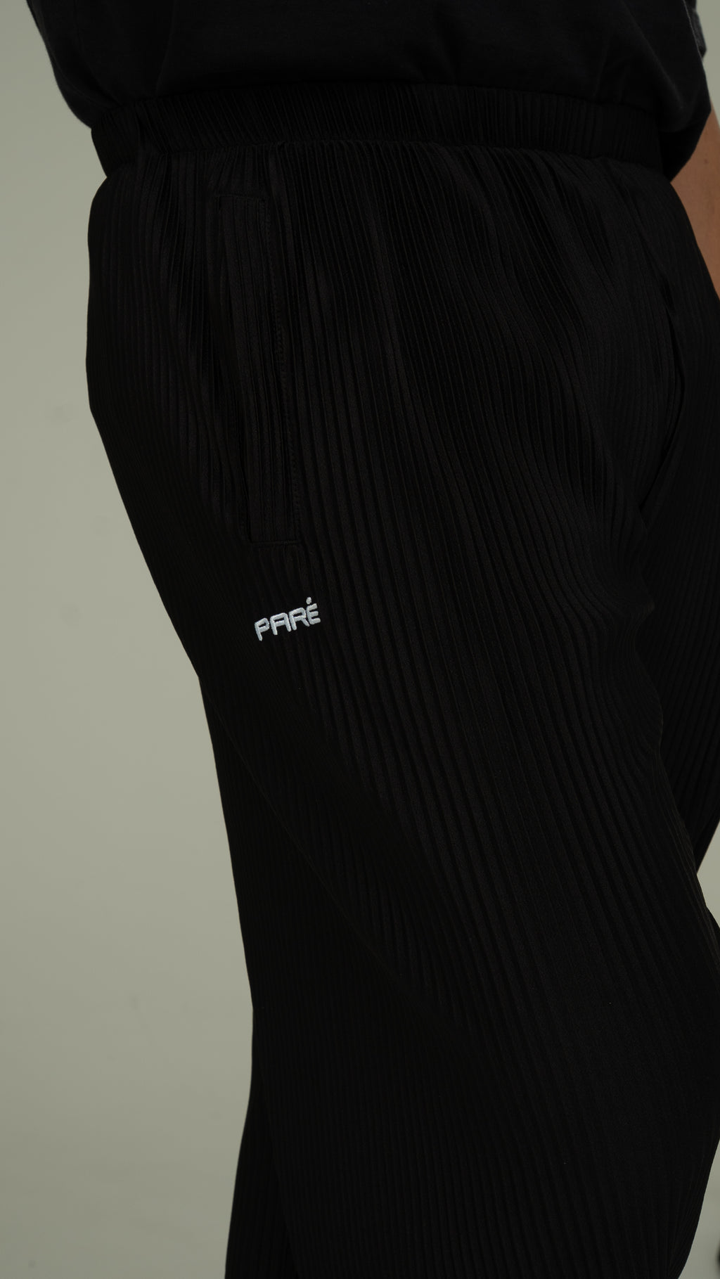 Paré Plisse Pants