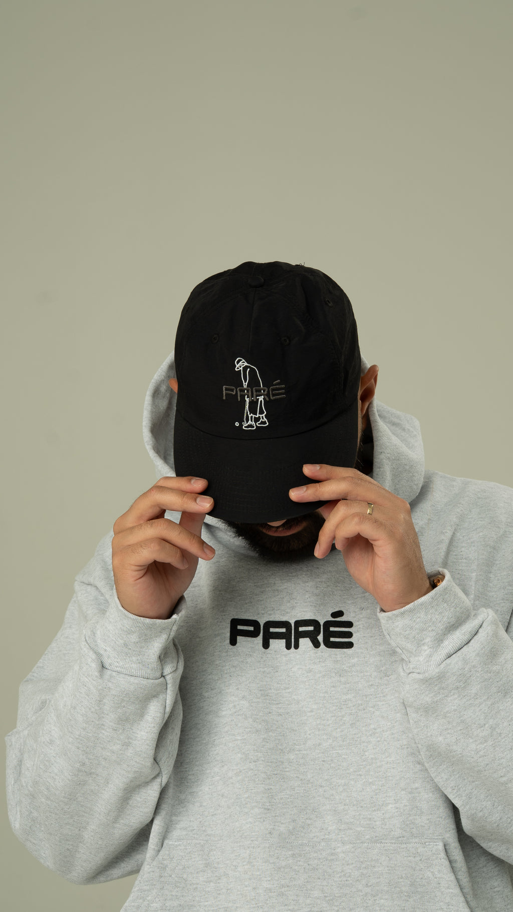Paré Black Snapback Hat