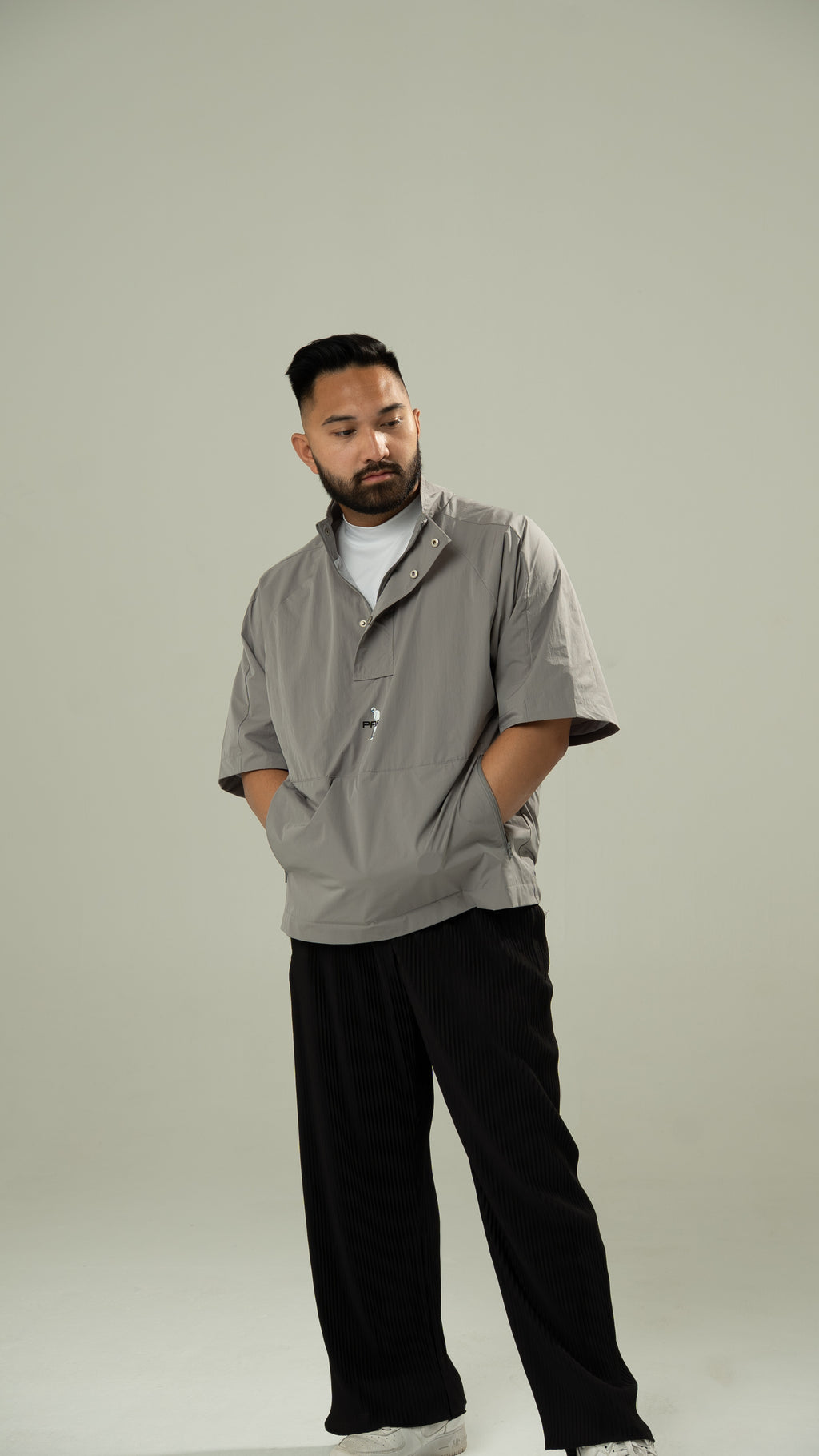 Paré "Cool Grey" Short Sleeve Wind Shirt