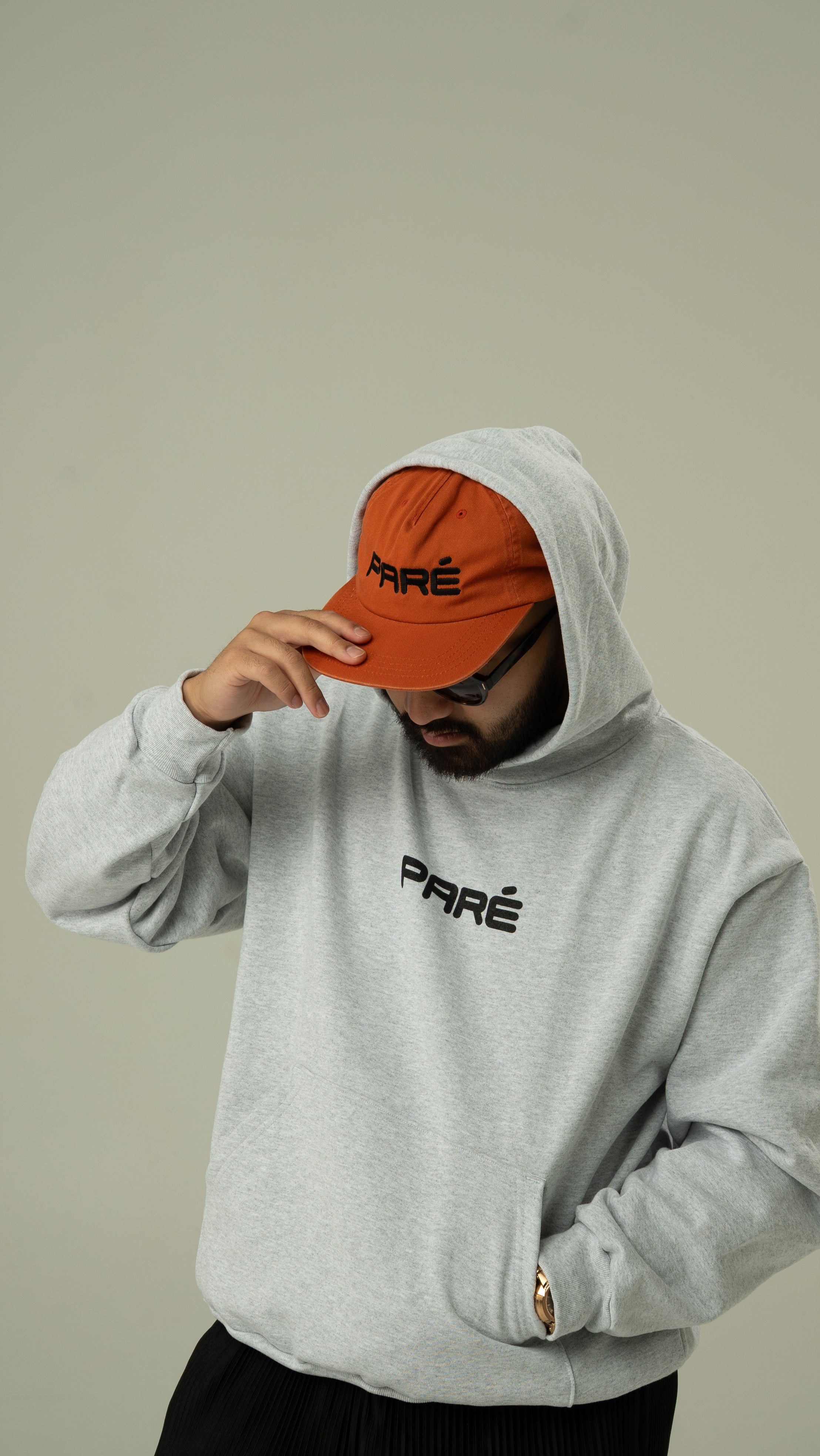 Paré Hooded Pullover Sweatshirt