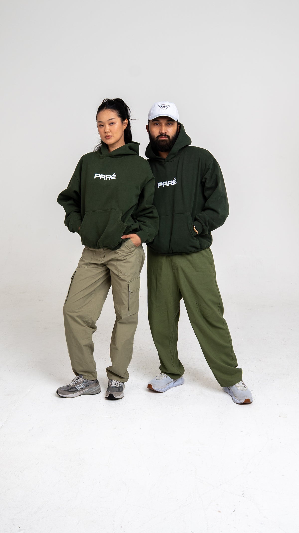 Paré Gulay Hooded Pullover Sweatshirt